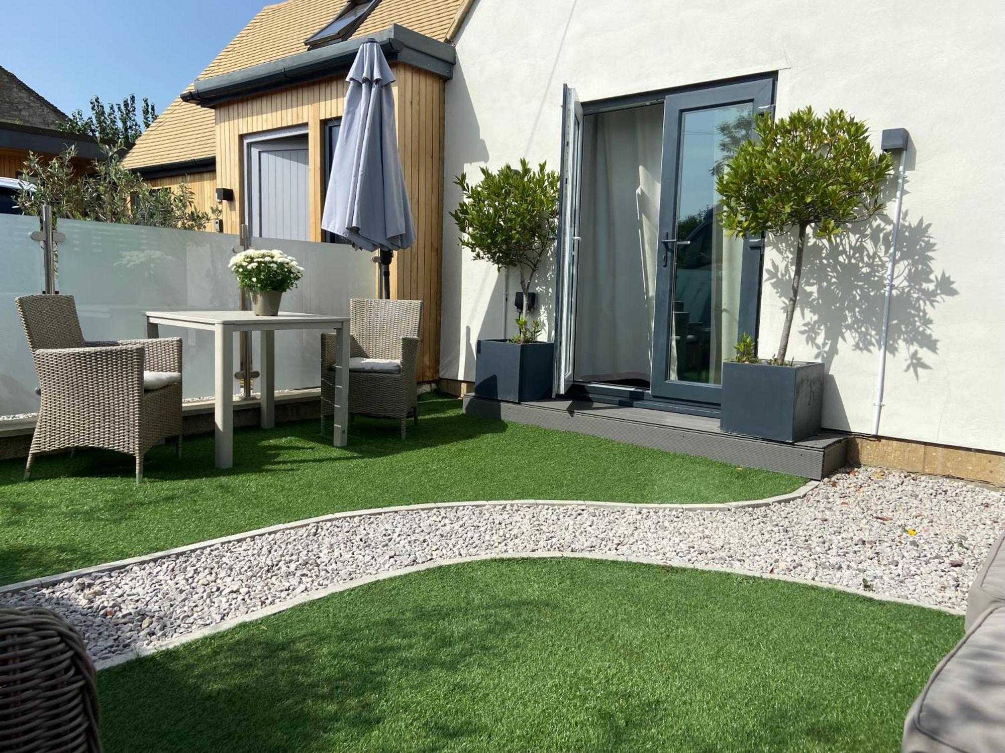 Dewcroft Villa Horsley  Exteriör bild